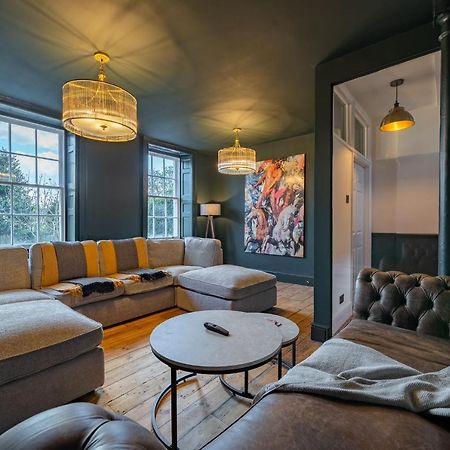 Luxurious Grand 6 Bedroom Home In Bath - Perfect For Groups & Sleeps 12! Exterior photo