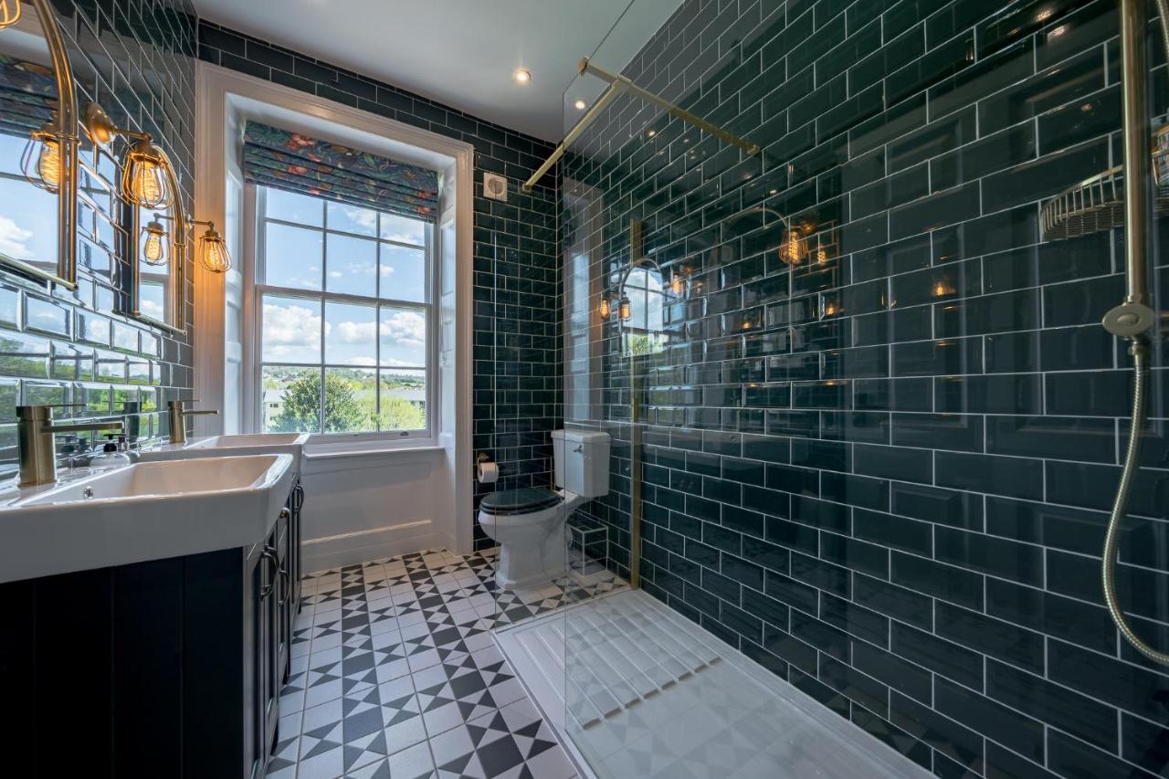 Luxurious Grand 6 Bedroom Home In Bath - Perfect For Groups & Sleeps 12! Exterior photo