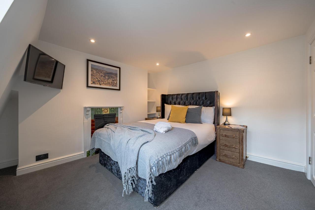 Luxurious Grand 6 Bedroom Home In Bath - Perfect For Groups & Sleeps 12! Exterior photo