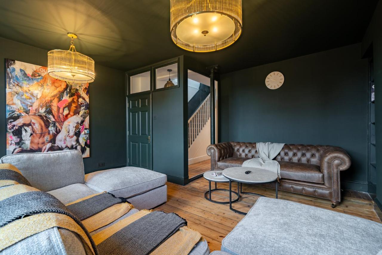 Luxurious Grand 6 Bedroom Home In Bath - Perfect For Groups & Sleeps 12! Exterior photo