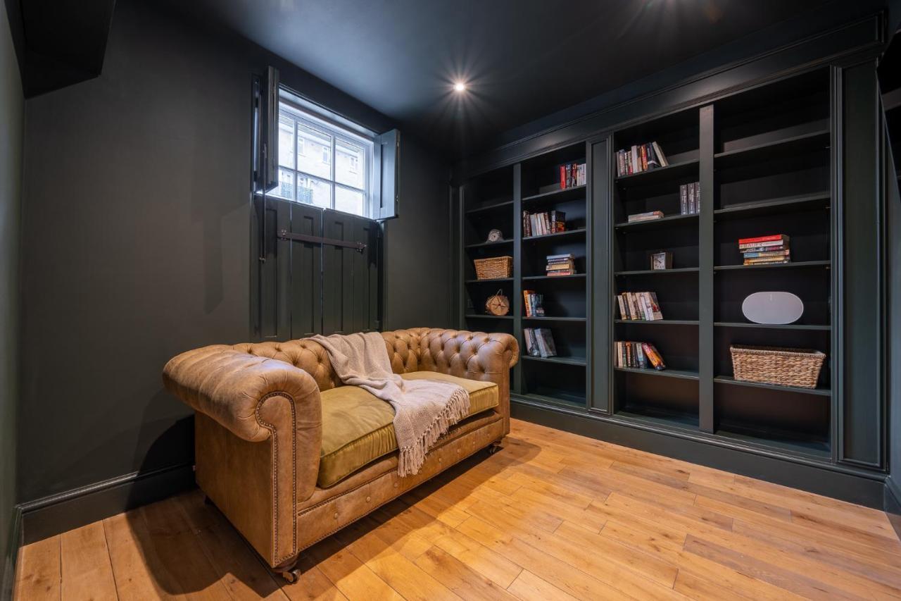 Luxurious Grand 6 Bedroom Home In Bath - Perfect For Groups & Sleeps 12! Exterior photo